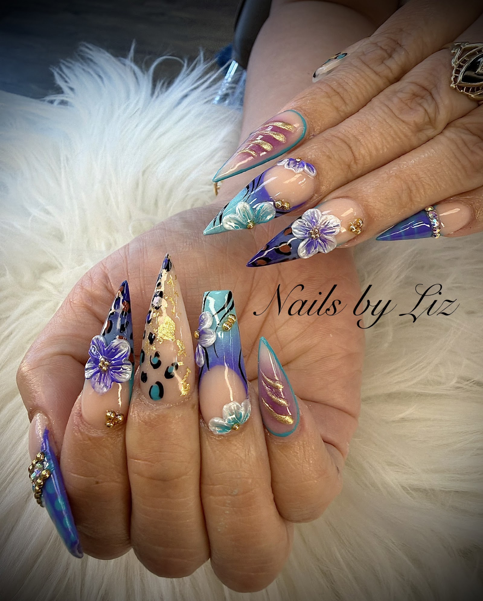 Sunrise Nail logo
